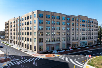 Fairchild in Germantown, MD - Foto de edificio - Building Photo