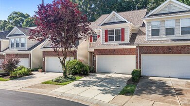 749 Swan Neck Ln in Raleigh, NC - Building Photo - Building Photo