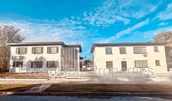 105 7th Ave N in St. Petersburg, FL - Building Photo