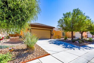 2234 Willow Wren Dr in North Las Vegas, NV - Building Photo - Building Photo