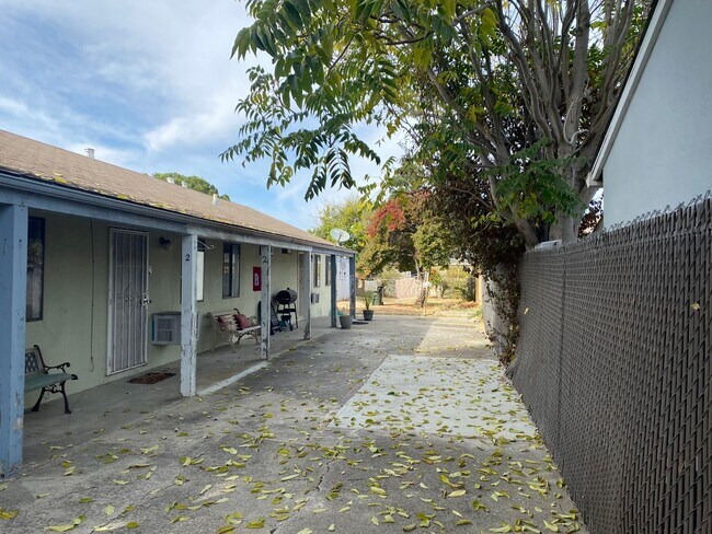 314 Lawton St in Antioch, CA - Building Photo - Building Photo