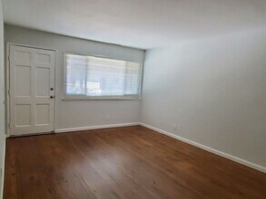 446 S Bernardo Ave, Unit 3 in Sunnyvale, CA - Building Photo - Building Photo