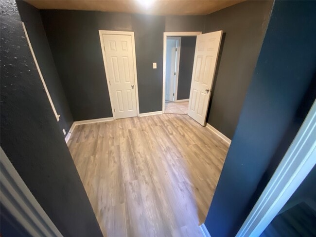 property at 2103 Holly Dr