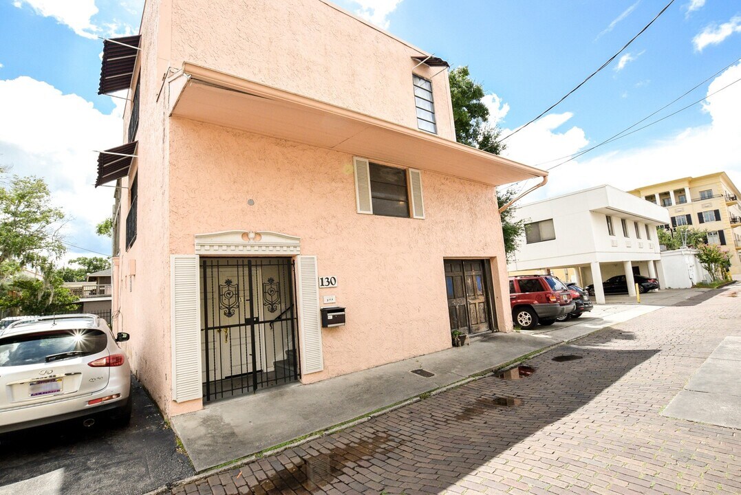 130 N Center St in Winter Park, FL - Building Photo
