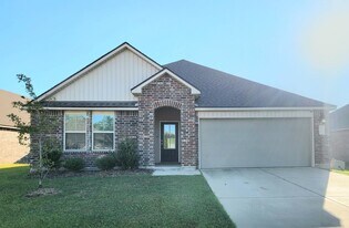 876 Gold Finch Wy in Lake Charles, LA - Building Photo