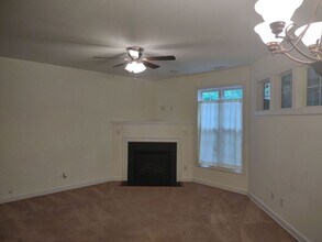 4652 Pooh Corner Dr in Raleigh, NC - Building Photo - Building Photo