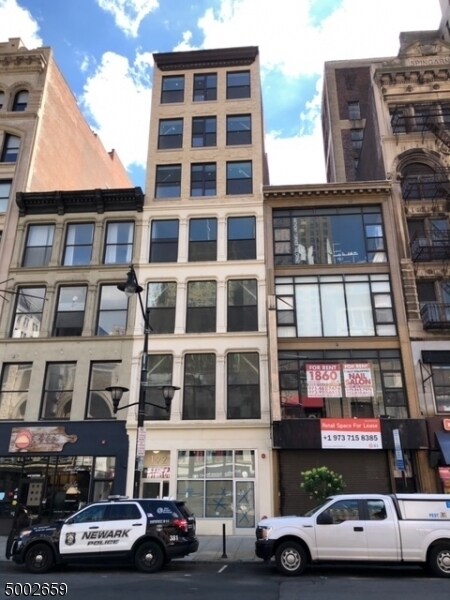 192 Market St-Unit -2B in Newark, NJ - Building Photo
