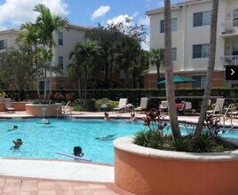 9901 Baywinds Blvd, Unit 3205 in West Palm Beach, FL - Building Photo - Building Photo