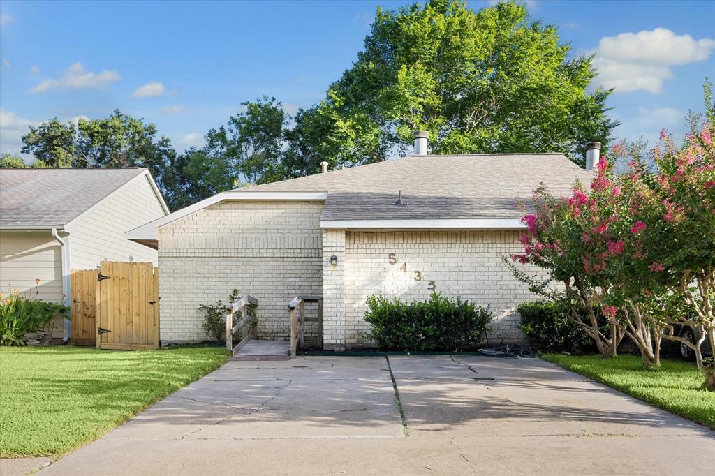 5435 Ridge Wind Ln in Houston, TX - Building Photo