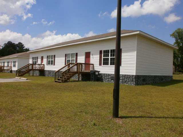 1 Nettles Ln in Morven, GA - Building Photo