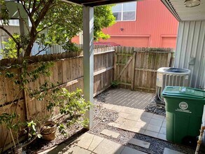 823 Robin St in Houston, TX - Building Photo - Building Photo