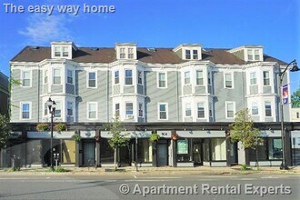 162 Broadway in Somerville, MA - Building Photo - Building Photo