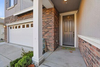 1818 Tarragon Dr in Gilroy, CA - Building Photo - Building Photo