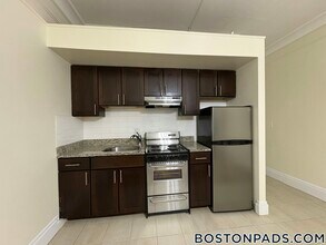 62 Boylston St in Boston, MA - Building Photo - Building Photo