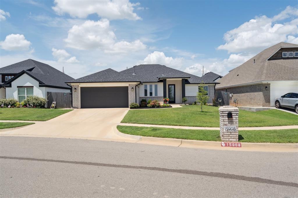 15908 Buffalo Dr in Oklahoma City, OK - Building Photo