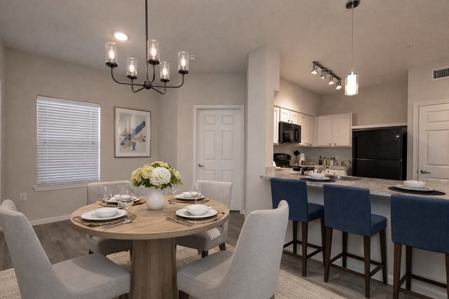 Vista Bella in Lago Vista, TX - Building Photo - Building Photo