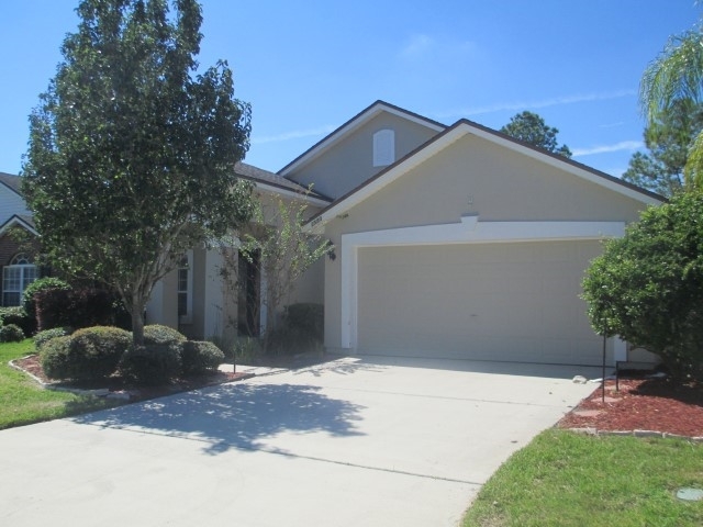 3583 Waterford Oaks Dr in Orange Park, FL - Building Photo