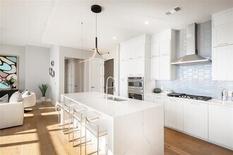 3031 Oliver St in Dallas, TX - Building Photo - Building Photo