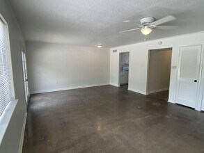 1908 Dave Ward Dr in Conway, AR - Building Photo - Building Photo