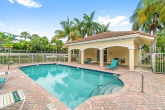 122 Bayfront Dr in Boynton Beach, FL - Building Photo - Building Photo