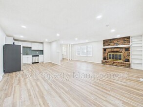 8215 Ruskin Way in Kansas City, MO - Building Photo - Building Photo