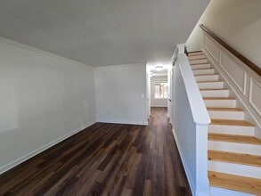 1915 Tropicana Rd in North Charleston, SC - Building Photo - Building Photo