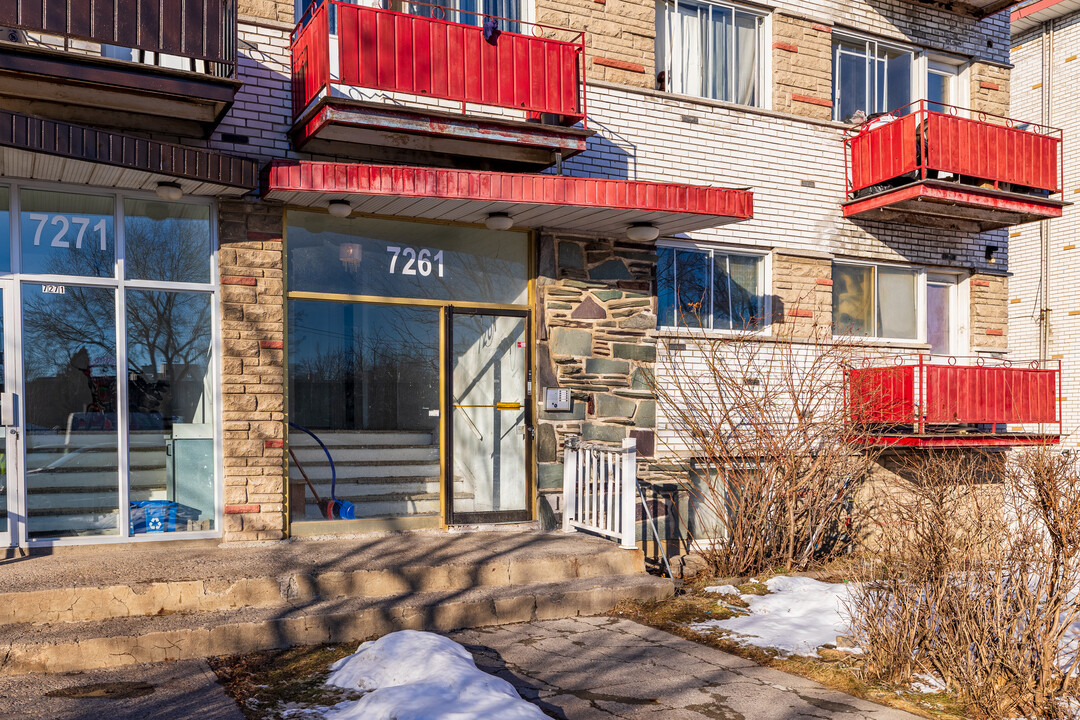 7261 Joseph Renaud Boul in Verdun, QC - Building Photo