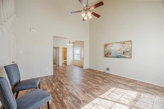 103 Janis St in Alvarado, TX - Building Photo - Building Photo