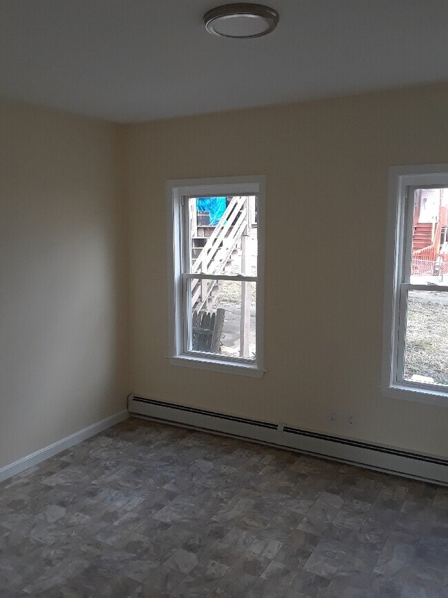 323 Beach St Apartments and Nearby Revere Apartments For Rent Revere, MA