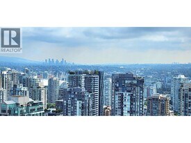 1068 Hornby St in Vancouver, BC - Building Photo