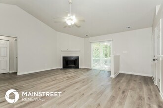 2 Pipers Glen Ct in Greensboro, NC - Foto de edificio - Building Photo