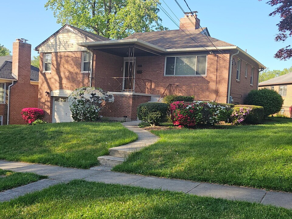 9503 Hale Pl in Silver Spring, MD - Foto de edificio