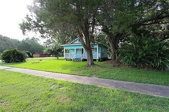 1207 Ross St in La Marque, TX - Building Photo - Building Photo