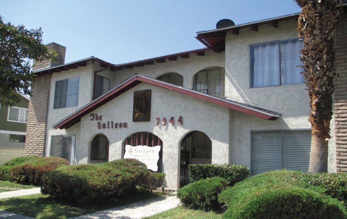 The Galleon Apartments in Downey, CA - Building Photo