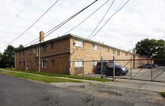 Rouge Valley Apartments in Detroit, MI - Building Photo - Building Photo