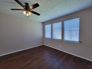 6135 Shelbourne Park Ln in Houston, TX - Building Photo - Building Photo