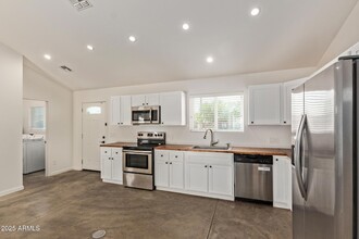 1546 W Taylor St in Phoenix, AZ - Building Photo - Building Photo