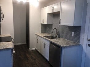 4412 Pacific Way in Longview, WA - Building Photo - Building Photo