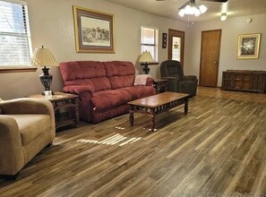 415641 E 1094 Rd in Checotah, OK - Building Photo - Building Photo