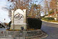 Lenox Villas Condominium in Atlanta, GA - Building Photo - Building Photo