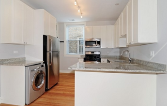 3602 N Oakley Ave in Chicago, IL - Building Photo - Building Photo