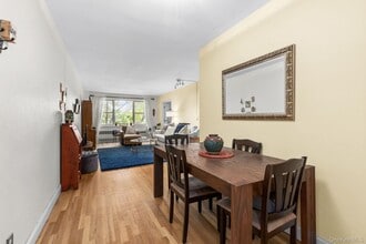 609 Palmer Rd in Yonkers, NY - Building Photo - Building Photo