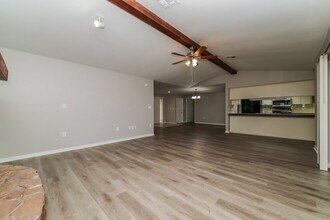 12830 Pecan Tree Dr in Hudson, FL - Foto de edificio - Building Photo