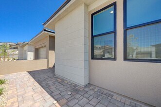 4992 Amelia Pointe St in Las Vegas, NV - Building Photo - Building Photo