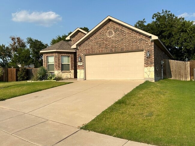 2003 Atlantic Ave in Anna, TX - Building Photo - Building Photo