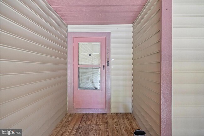 4820B Aberdeen Dr in Mount Laurel, NJ - Building Photo - Building Photo