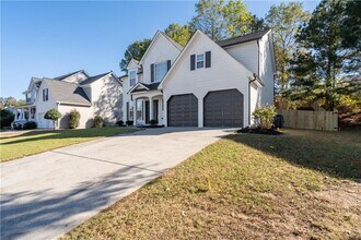 2871 Belfaire Lake Dr in Dacula, GA - Building Photo - Building Photo