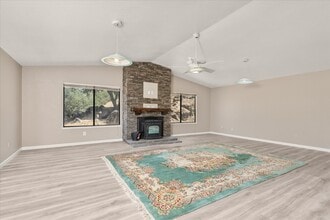 44459 Lookout Ct in Coarsegold, CA - Building Photo - Building Photo