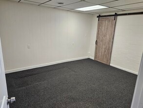 19 W Water St in Canonsburg, PA - Building Photo - Building Photo