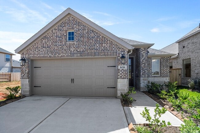 property at 16314 Rock Hollow Bend Ln